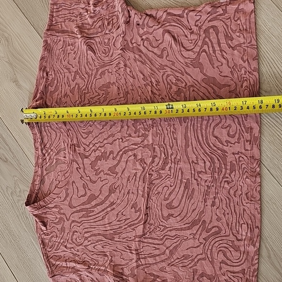 Lululemon Cates Tee Veil Sheer In Spiced Chai, Med *Holes - Read* - Picture 14 of 15